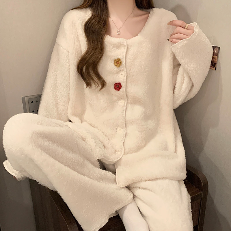 纯色温柔甜美法兰绒睡衣女家居服