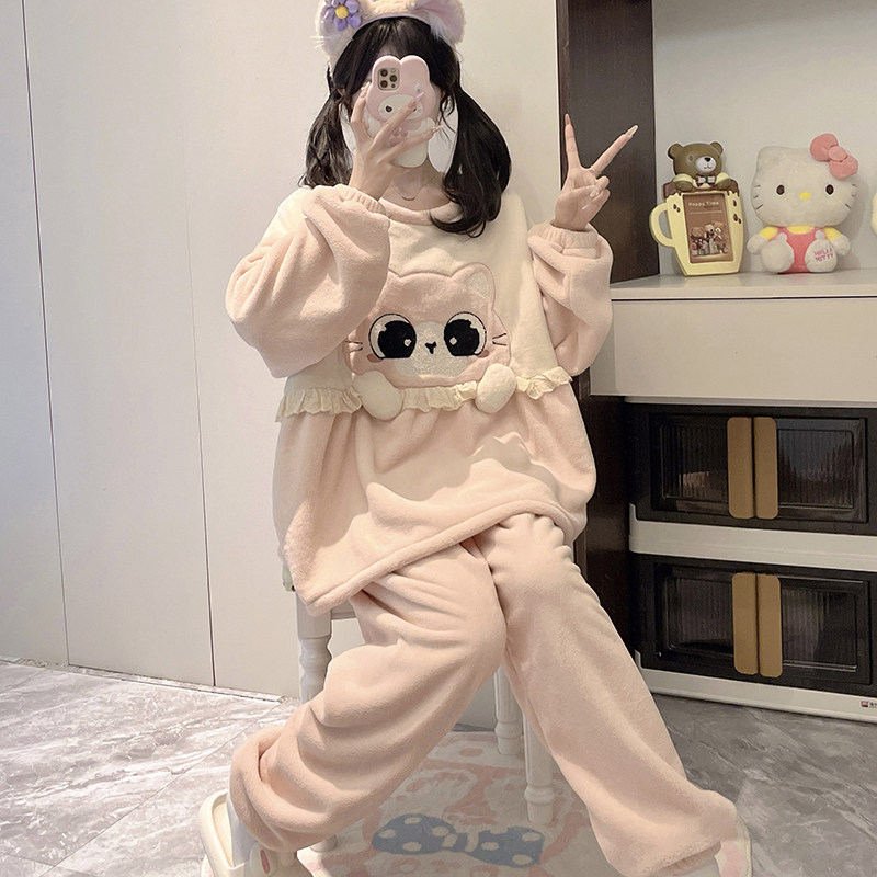 珊瑚绒睡衣女法兰绒长袖家居服