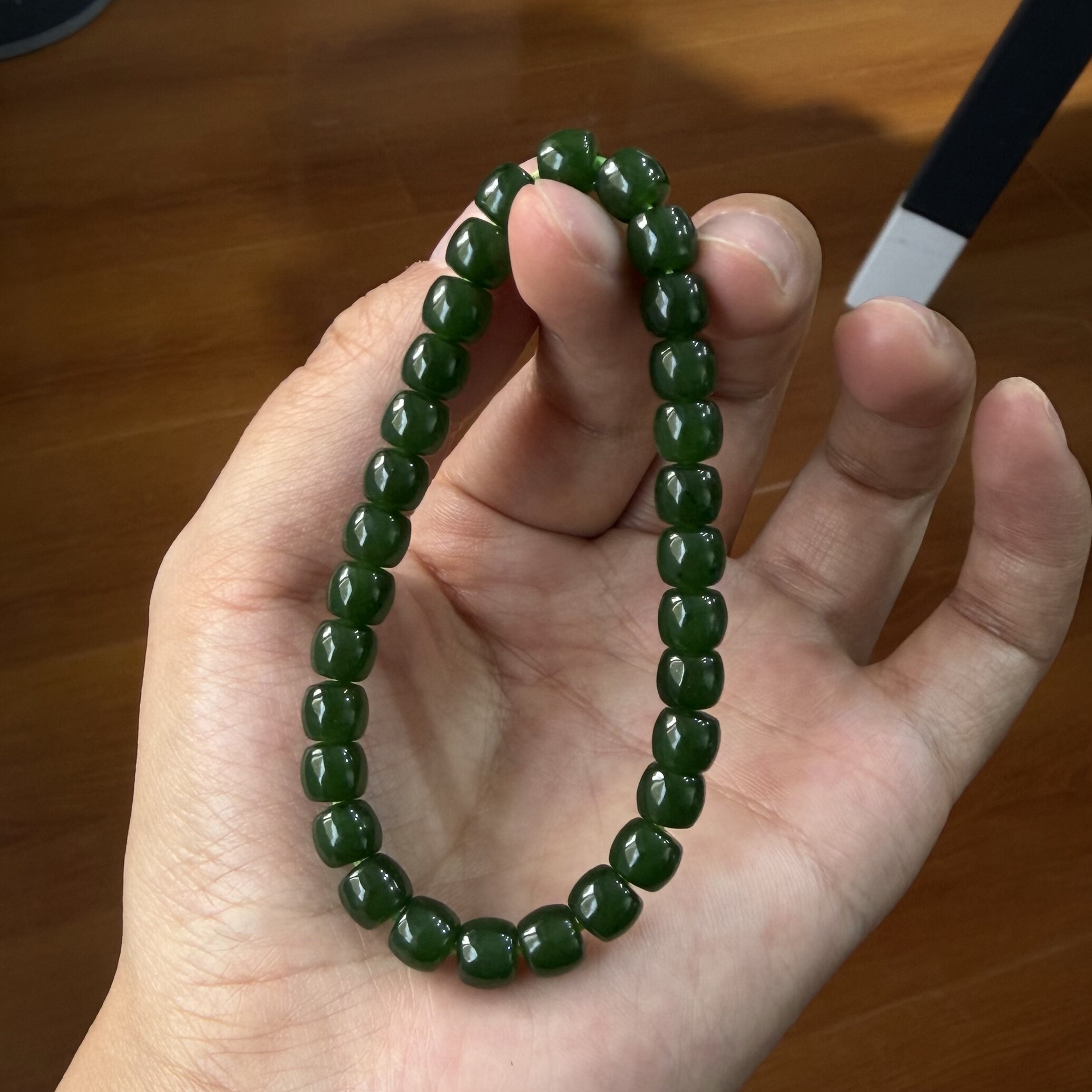 新疆和田碧玉籽料老型7mm手串 摆件手把件耳坠 玉石雕刻培训学校