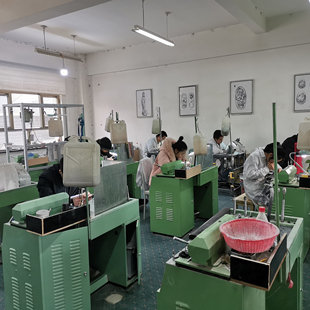 礼物链接 和田市玉石雕刻培训学校吊坠挂件观音佛貔貅生肖手链串