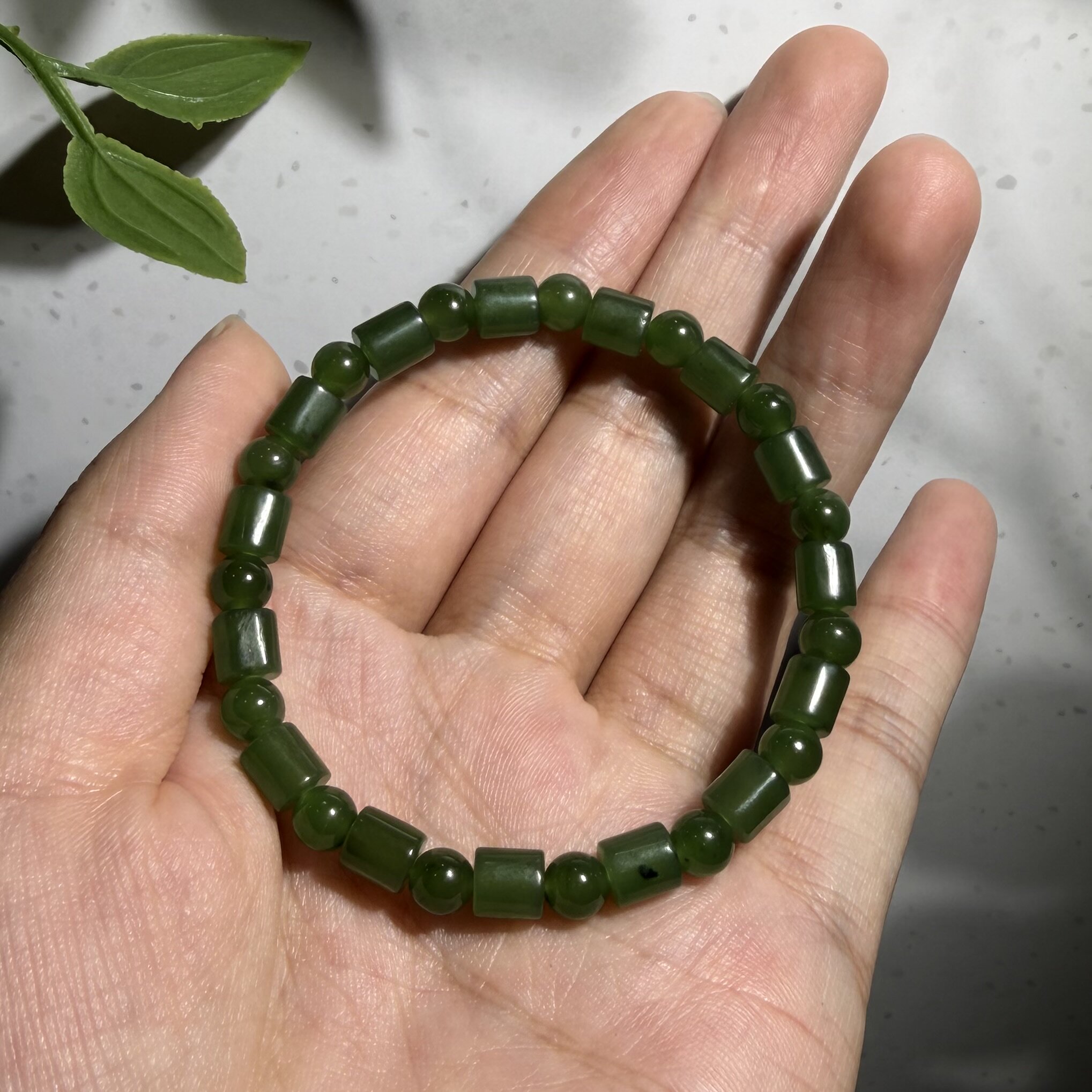 福利~和田碧玉籽料桶珠圆珠拼搭手串 黑点少碧玉单圈手 男女玉石