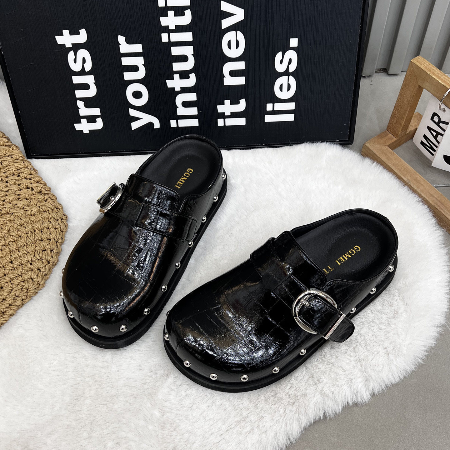 厚底包头半拖鞋女外穿2026年新款巨好看一脚蹬勃肯鞋外出女士凉拖