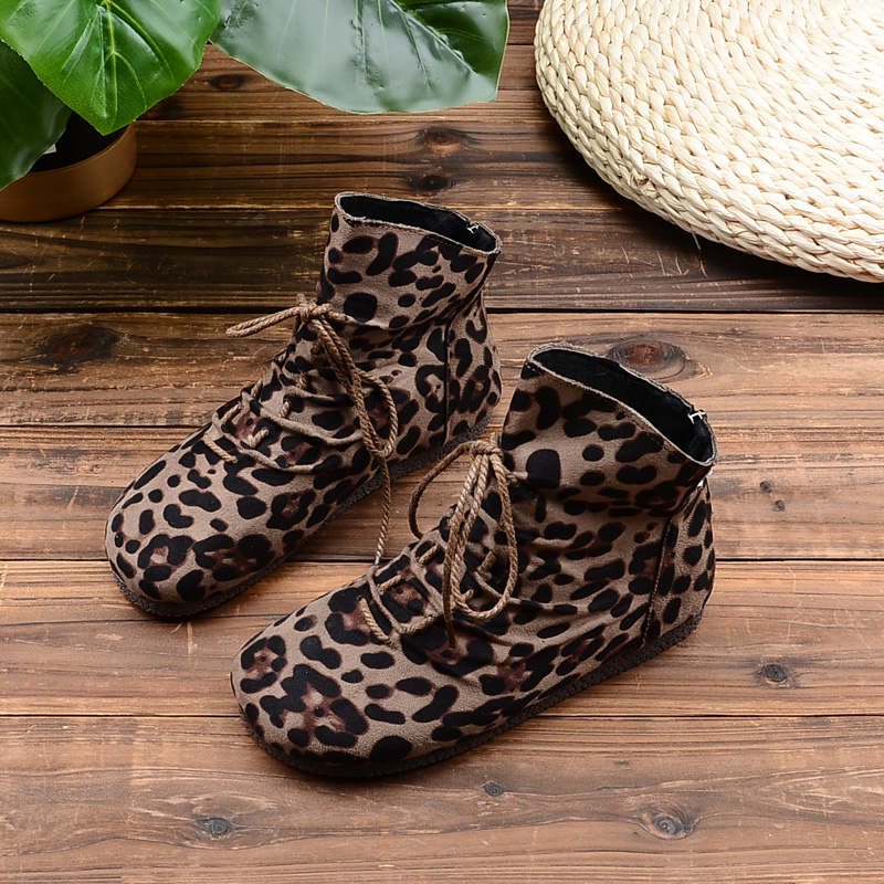 复古新款绒面舒适马丁靴休闲靴子