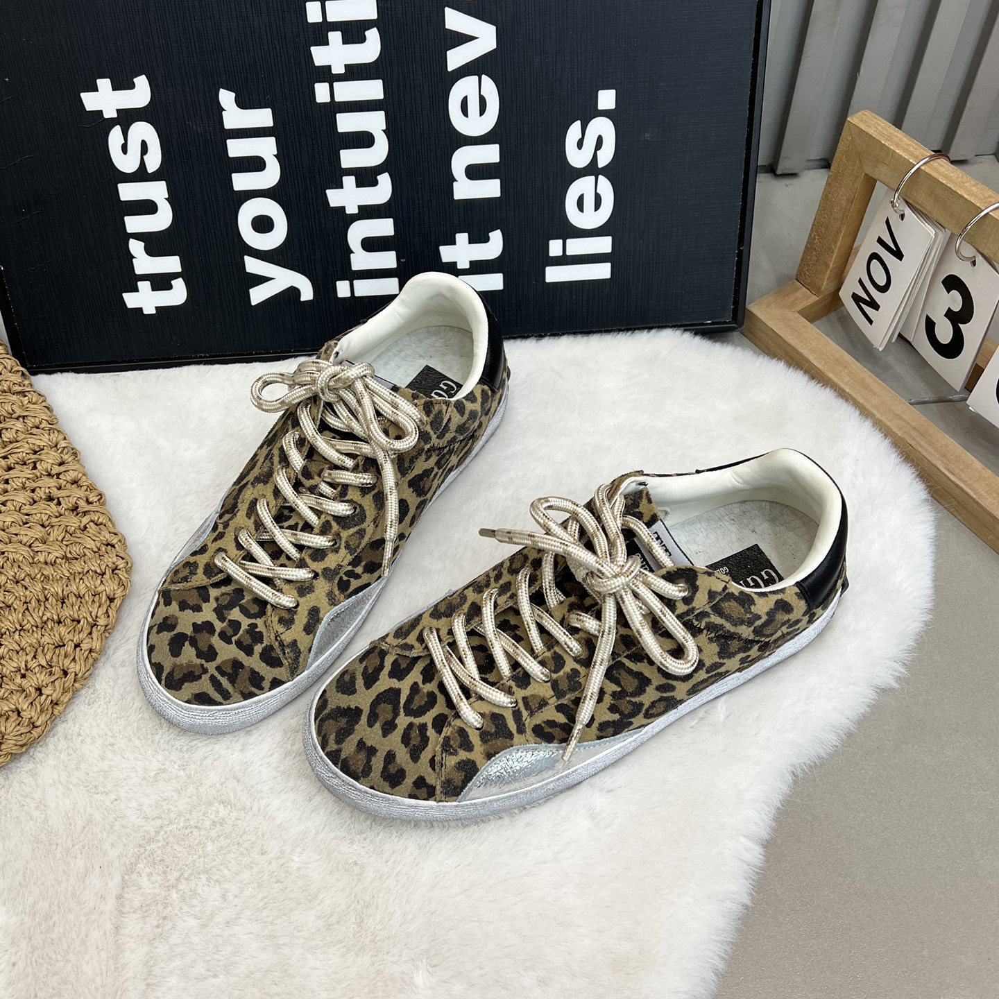 豹纹拼色真皮德训鞋女2026新款休闲板鞋系带时尚百搭平底运动鞋潮,女鞋,德训鞋,淘宝优惠券,粉丝福利购,淘宝优惠卷