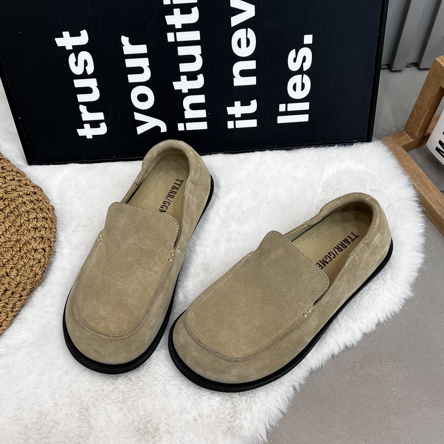 复古老钱风2026新款真皮平底一脚蹬乐福鞋女休闲博肯鞋单鞋豆豆鞋