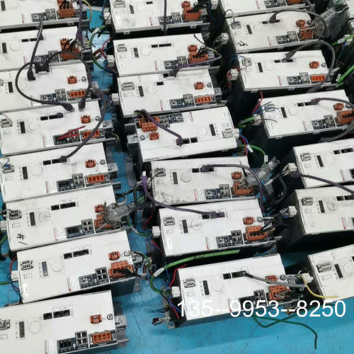 原装正品驱动器LXM32MD72N4，LXM32AD72N4价格详谈