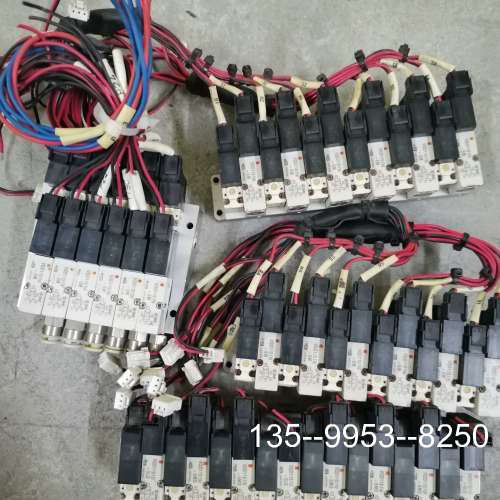 SMC电磁阀VQD115W-5M，VQ110U-5M，如详谈