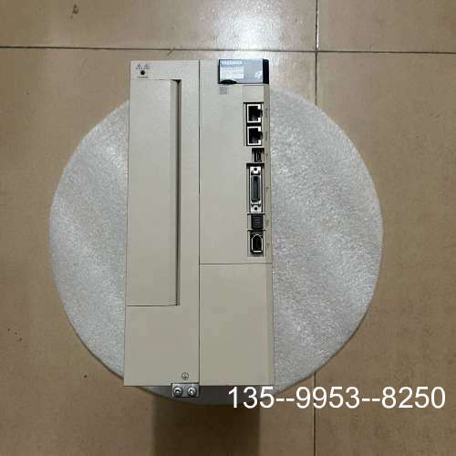 原装正品伺服驱动器SGD7S-330A30B202，5KW大功率价格详谈