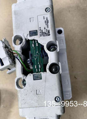 原装正品VQ7-8-FG-D-3ZRA04   SMC电磁阀，顶部塑价格详谈