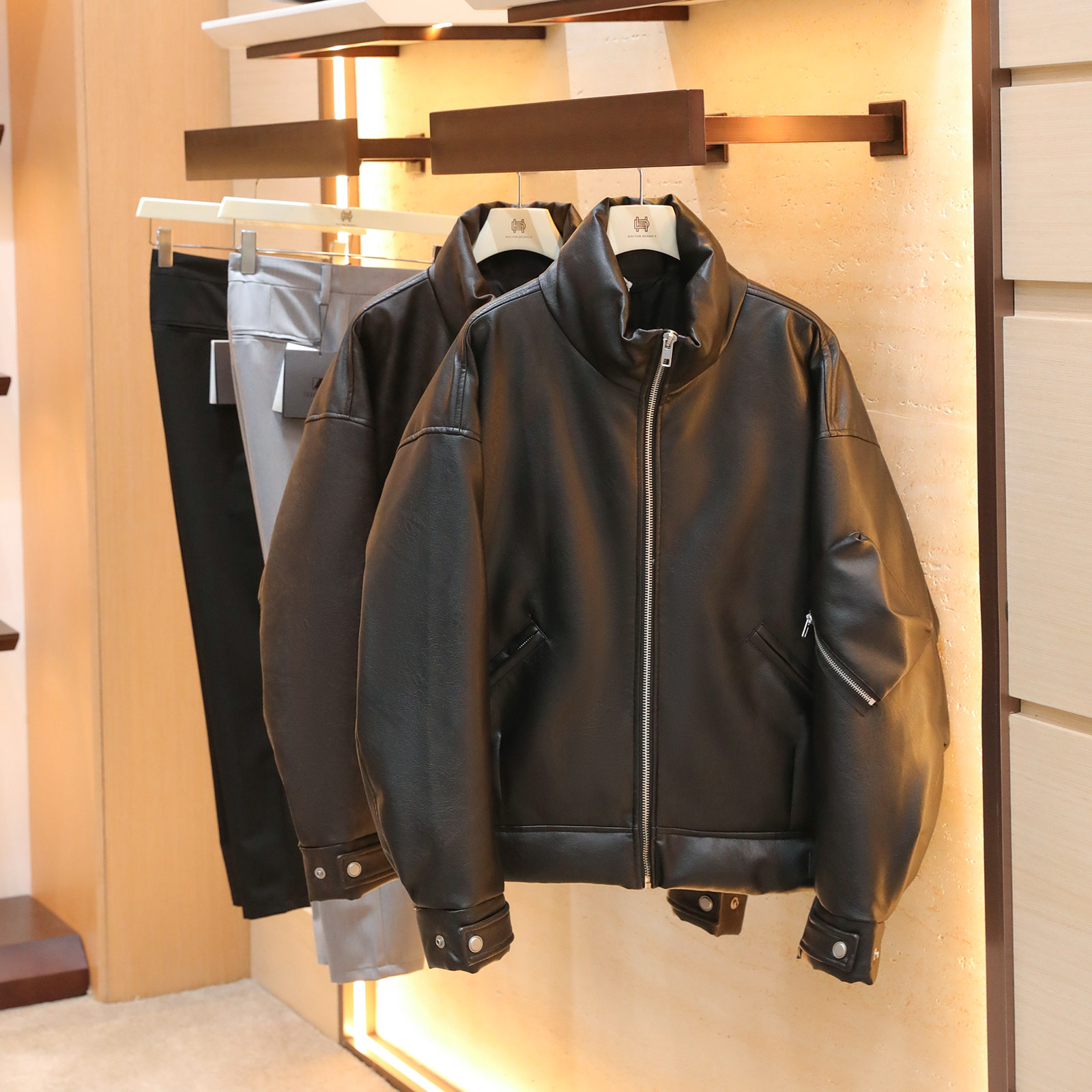 2025冬季新款男士高端复古油蜡PU机车立领加厚保暖皮衣羽绒服1614