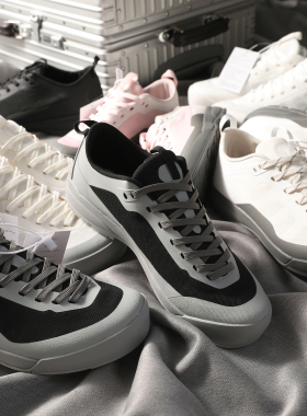 2025春夏新款男轻量化户外运动休闲透气登山越野一脚蹬跑步鞋9994