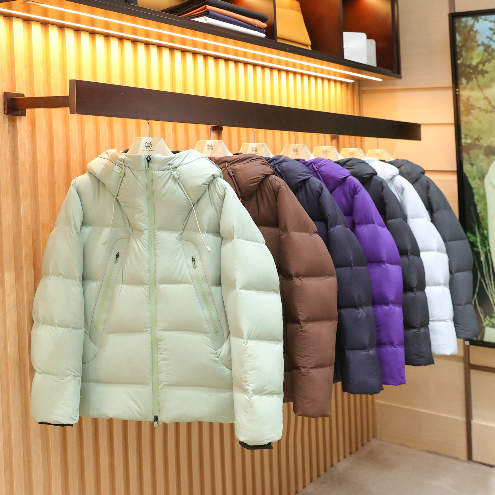 2025秋冬季新款情侣款轻薄保暖城市户外三防连帽羽绒服外套男1687