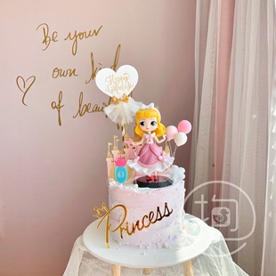 蛋糕装饰摆件睡美人粉色裙子小公主大眼睛网红新款手办城堡马车