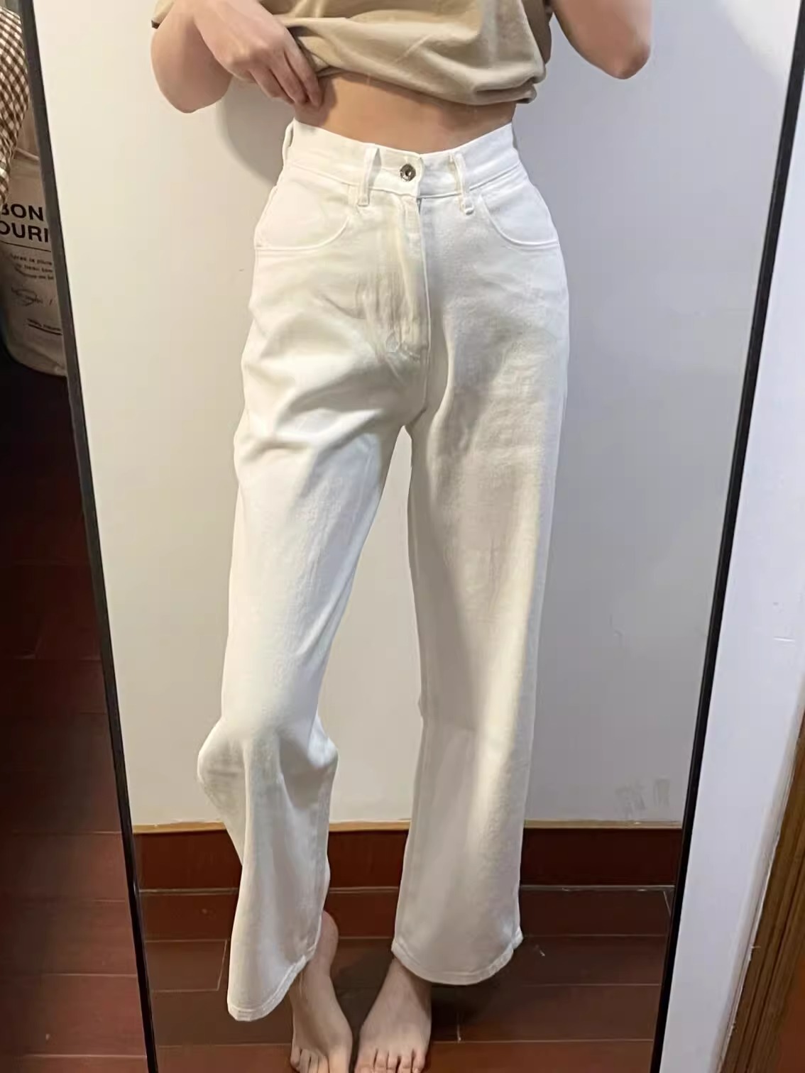 白色直筒牛仔裤女2025新款大码高腰显瘦小个子阔腿裤子高街ins潮