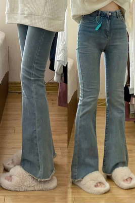 梨形身材浅色微喇牛仔裤女