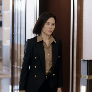 巨塔之后董一妍宣萱同款西装外套女直筒休闲宽松气质显瘦小西服女