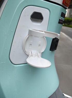 适用于踏板摩托车F125杯架改装折叠免打孔维多利亚本田改装水杯架