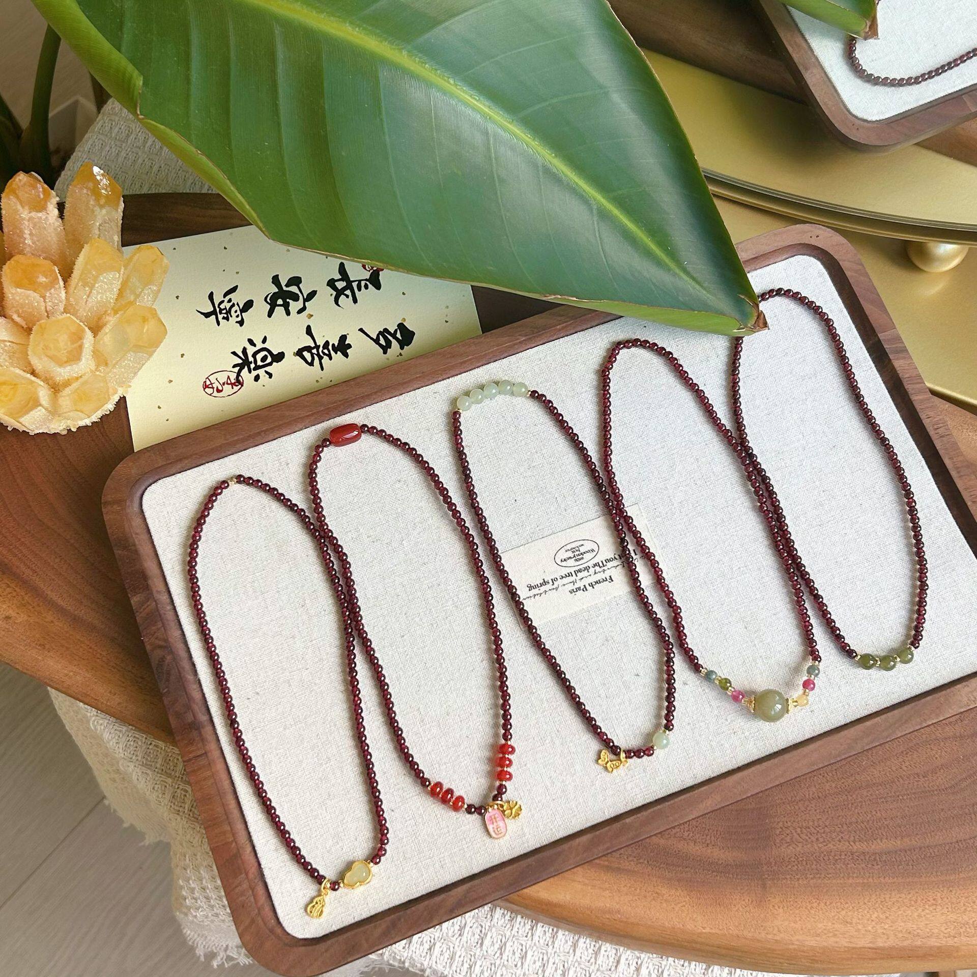 春日樱石榴石手链手工女款轻奢复古双圈和田玉葫芦手串送女友手饰图片