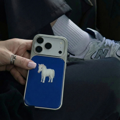 克莱因蓝马年新年款手机壳