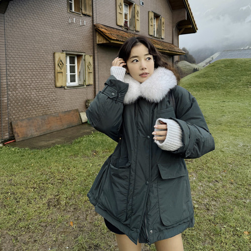 A字版鹅绒羽绒服明星同款