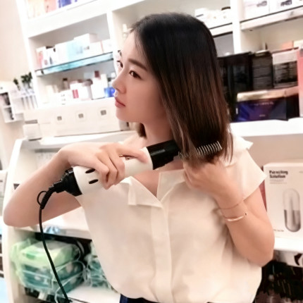 德国吹梳一体吹风机直发发尾神器短发造型电动卷发棒蓬松梳子