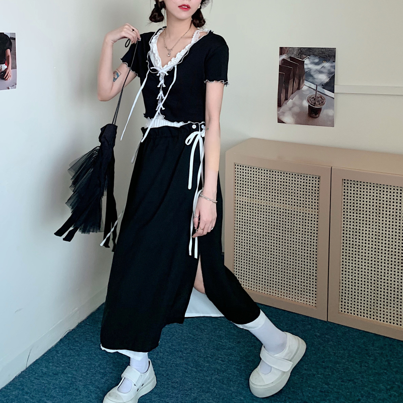 Real price short sleeve T-shirt with bandage + niche stitching irregular split mid length skirt