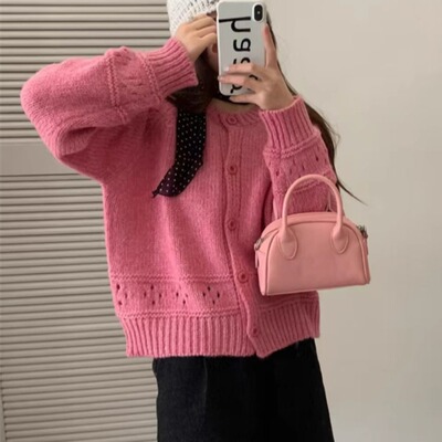 小香风软糯镂空粉色毛衣女秋冬宽松慵懒风高级感针织开衫外套上衣
