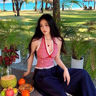 美式复古红色格子背心女夏季蕾丝拼接挂脖内搭吊带辣妹v领短上衣