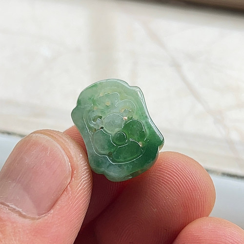 翠予绳中式仿古玉雕如意回纹珠