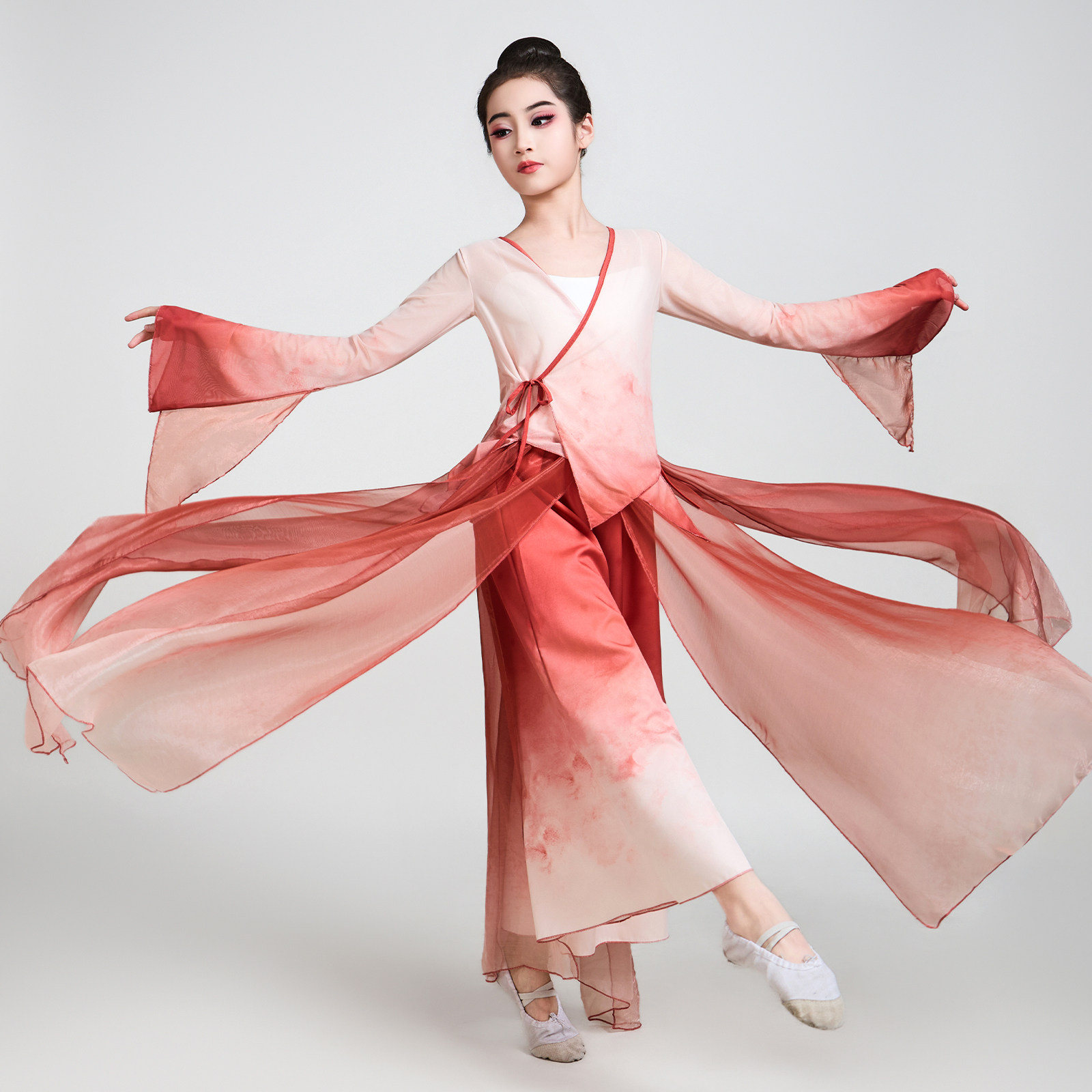 新中式古典舞蹈服女中国红渐变仙气飘逸纱衣国风演出服舞台表演服