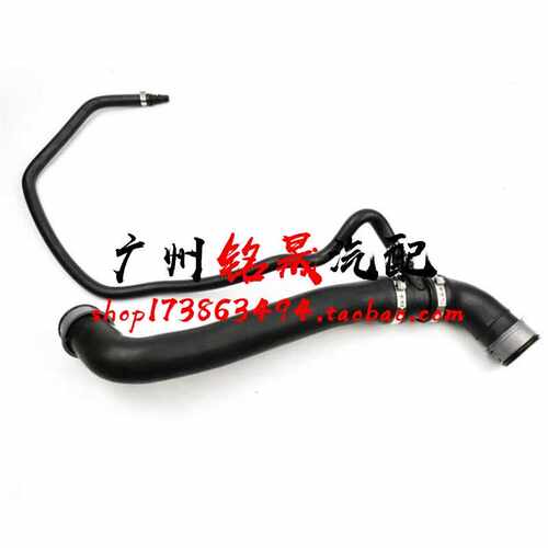 适用于奔驰E级W212 E300 GLK300 C230水箱上水管E350副水壶回水管