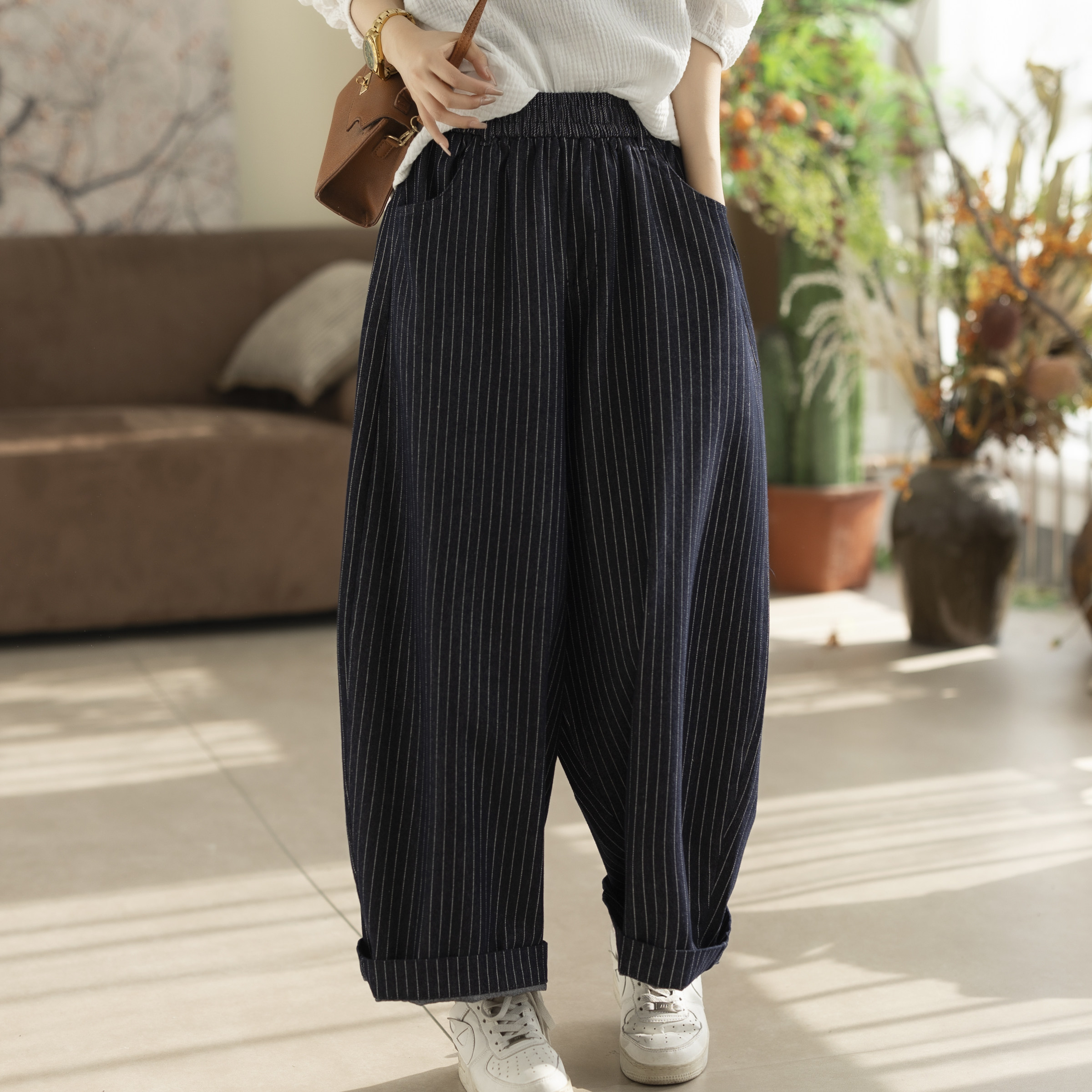 咖咪羽慵懒风文艺复古松紧腰休闲宽松竖纹显瘦遮肉百搭阔腿裤