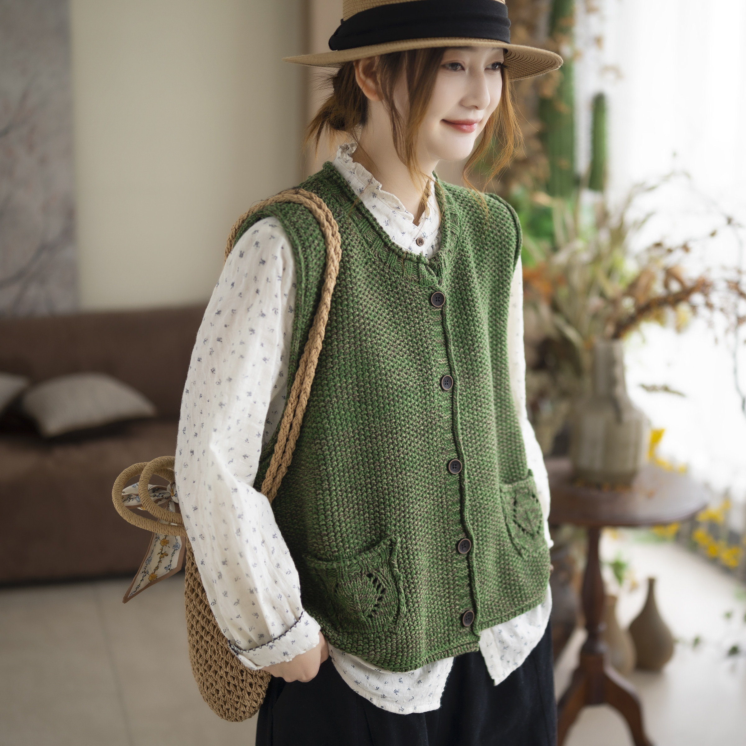 咖咪羽春季新款时尚大码口袋休闲显瘦针织马甲叠穿坎肩上衣