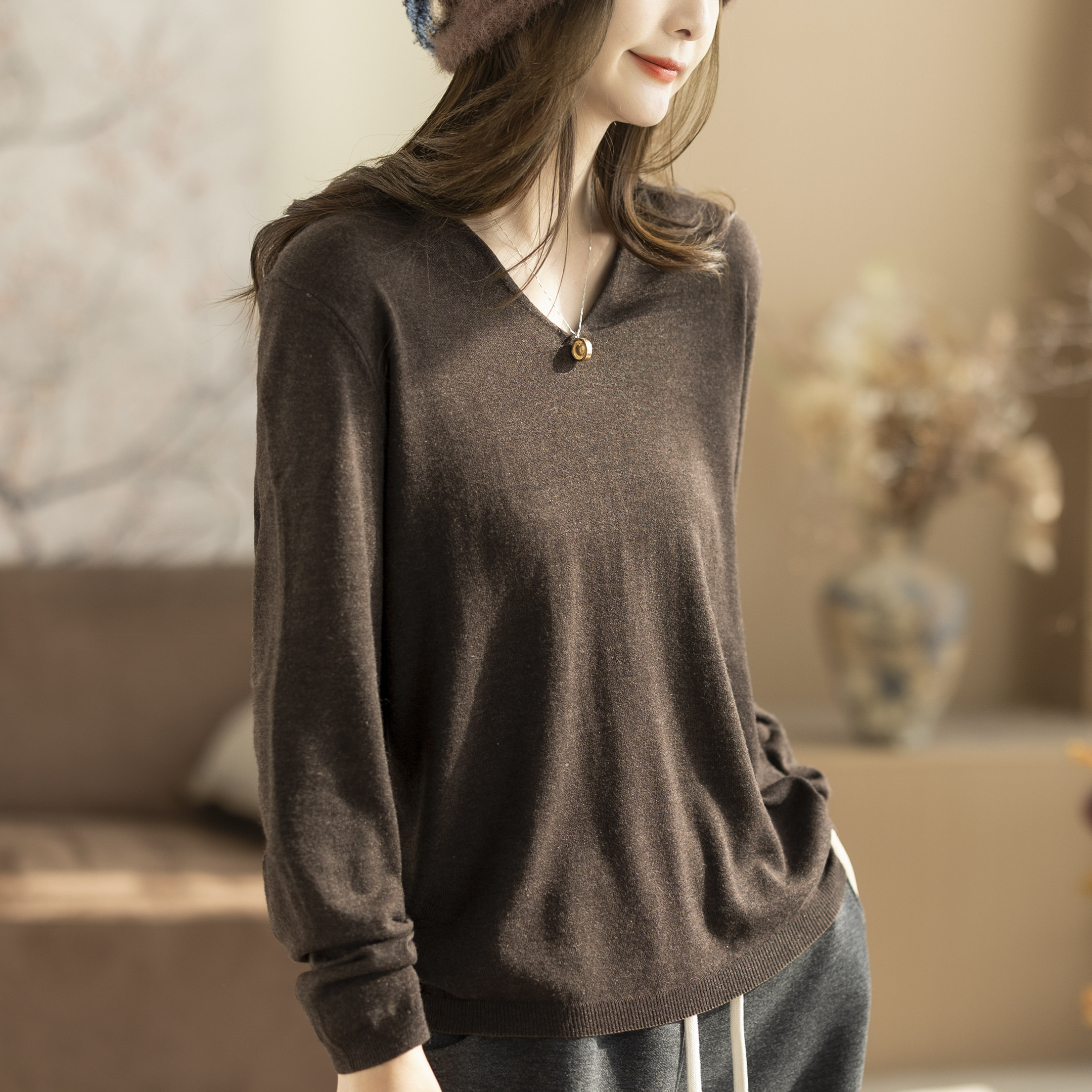 咖咪羽亲肤棉绒V领薄款毛衣长袖羊毛衫打底宽松内搭针织女装上衣