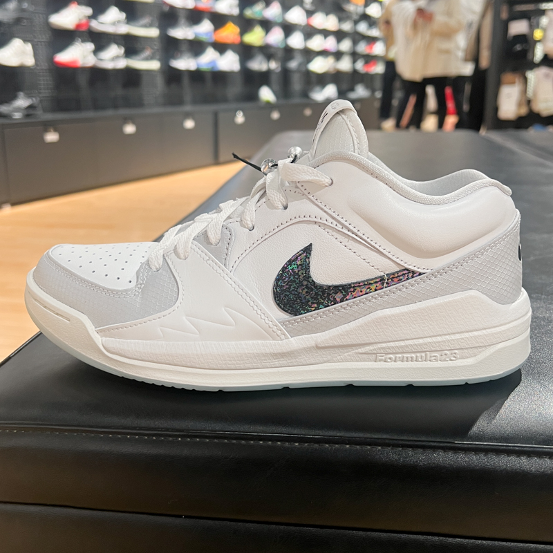 耐克男鞋2025新年蜕变系列Jordan经典复古篮球风运动鞋HV4092-100