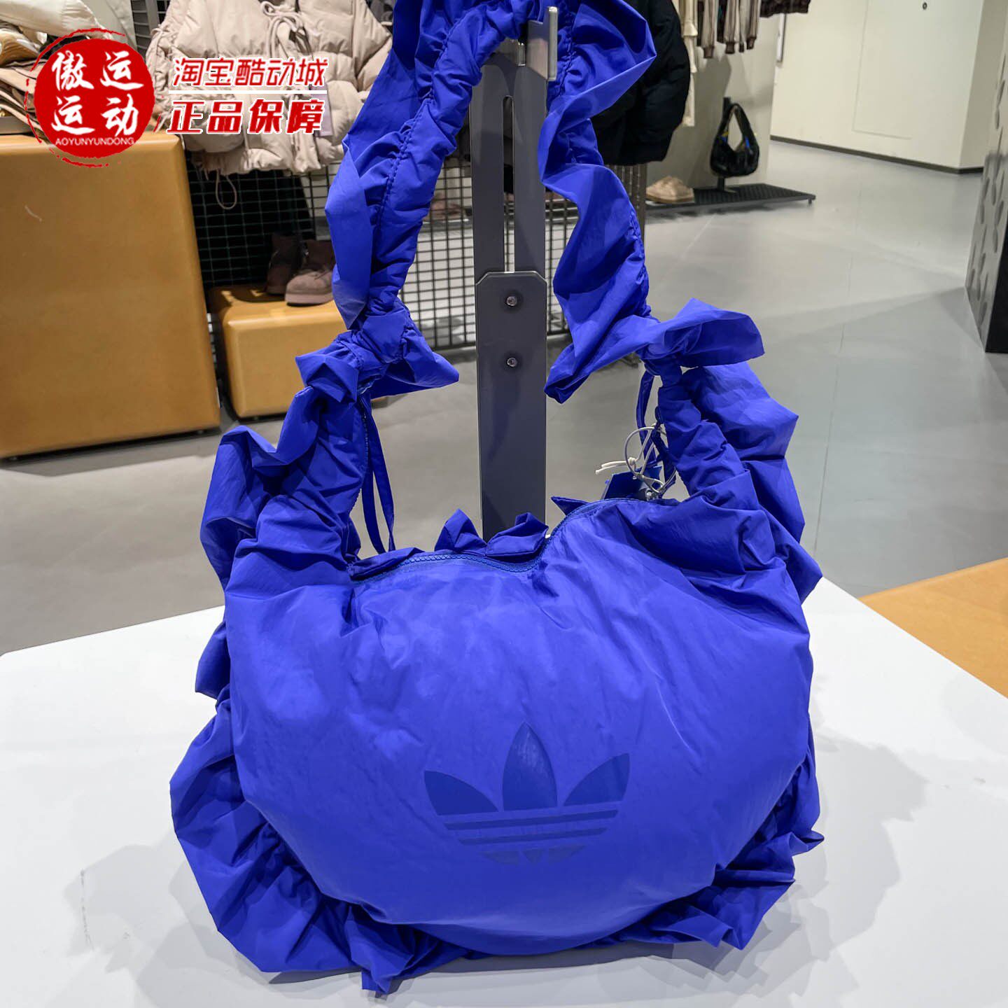 阿迪达斯三叶草2025冬女子时尚大号荷叶花边两用包手提拎包IA8914