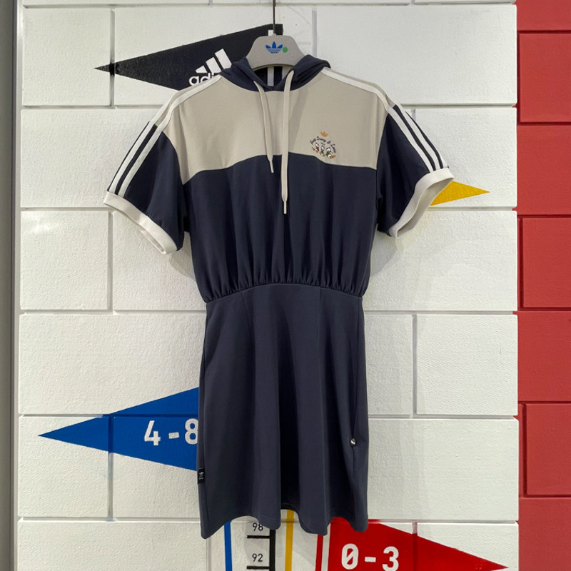 阿迪达斯三叶草女子2024夏季款运动修身休闲短袖连帽连衣裙JP1436
