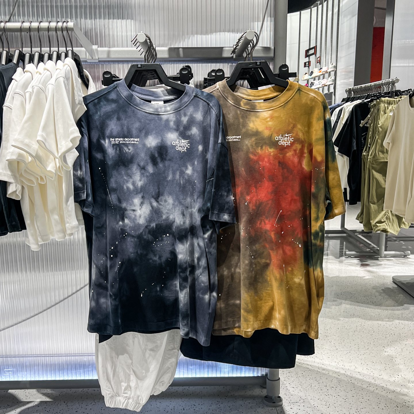 耐克女子Oversize风T恤