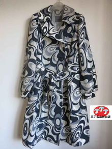 特卖 喀啦女装CARA专柜正品C064蓝色圆圈花西装领长款风衣原3680
