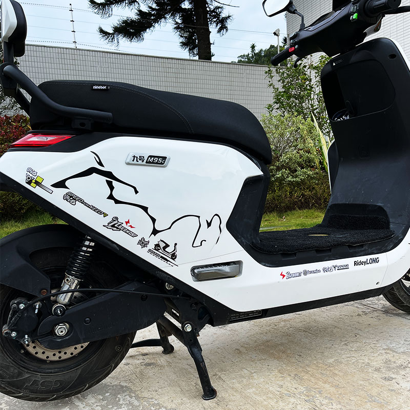 适用于九号电动车闪电个性拉花车贴M95cM85cN系E系100创意炫酷贴