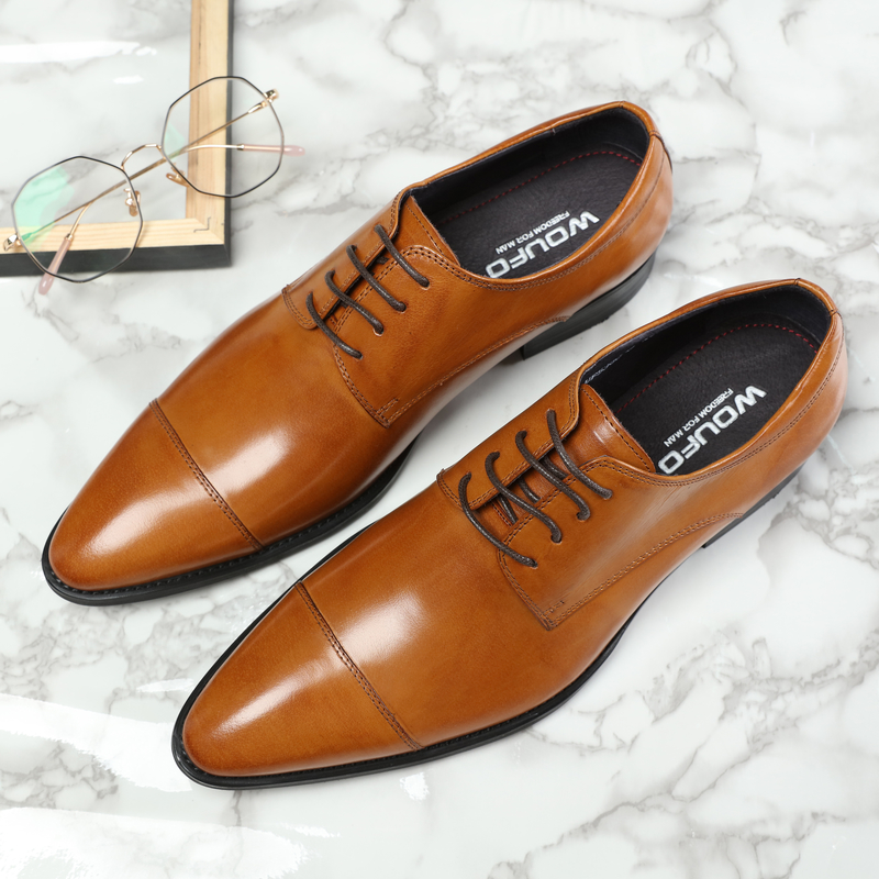 春秋季商务风正装系带尖头皮鞋