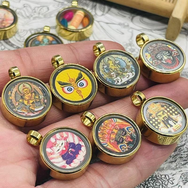 扎基八大守护狐仙财神唐卡项吊坠