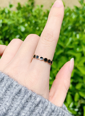 简约基础款简单黑色圆圈戒指女18K玫瑰金钛钢小众设计食指指环ins