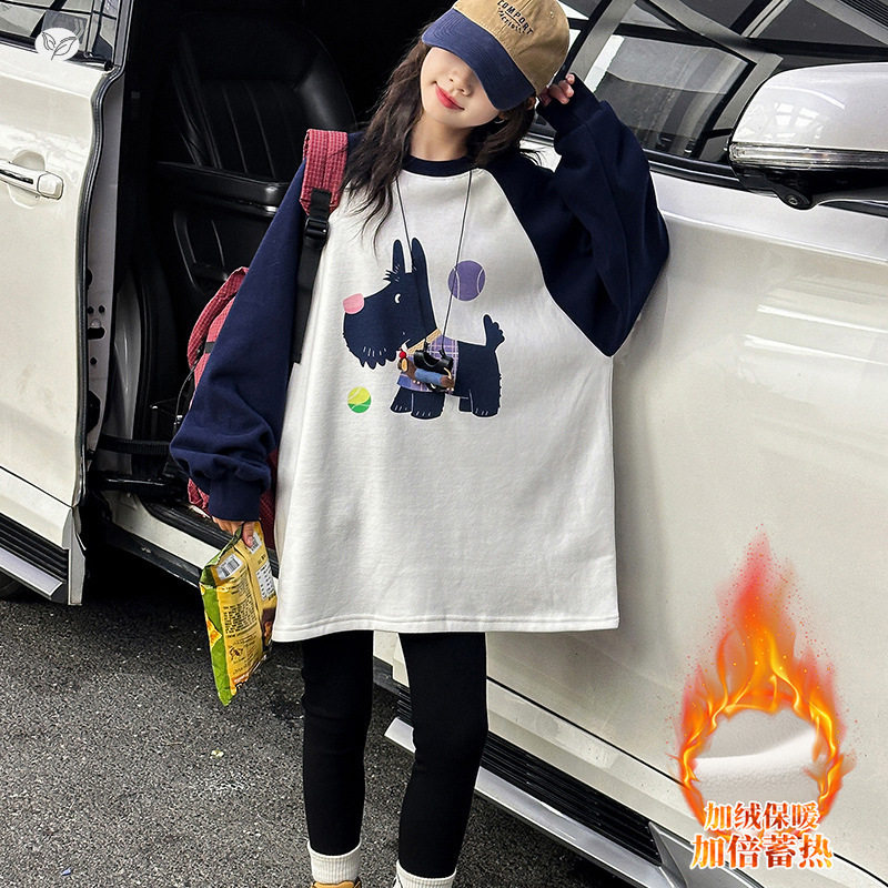 女童加绒卫衣裙新款卡通印花长袖T恤中大童撞色插肩上衣，童装卫衣/绒衫，摩比熊