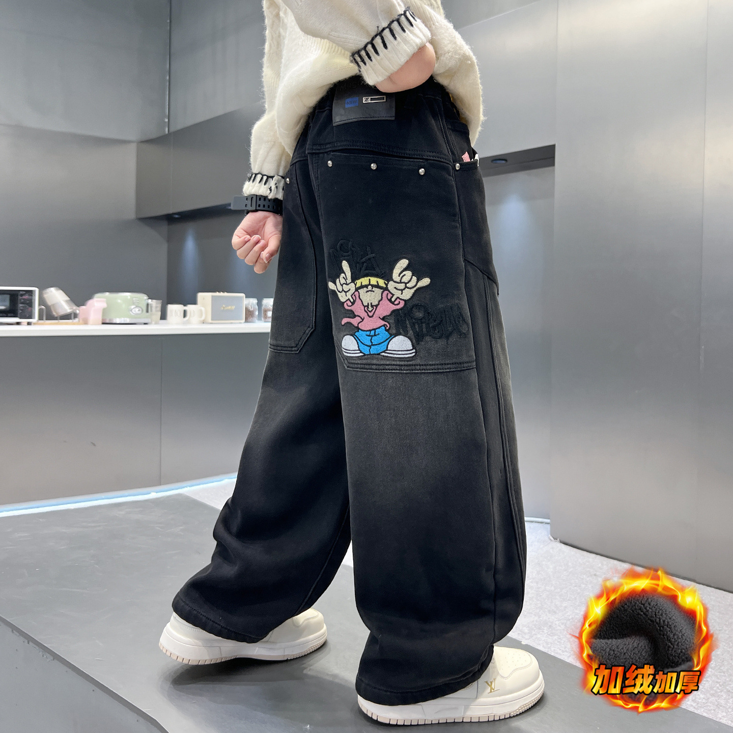 男童秋冬款牛仔裤加绒加厚新款初中生冬装一体绒儿童直筒裤子，童装裤子，摩比熊