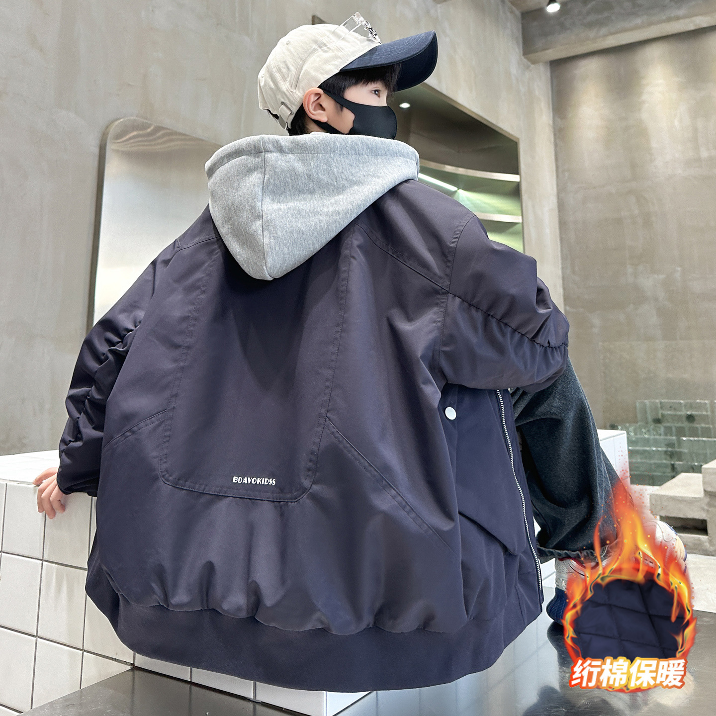 男童加厚外套秋冬款新款冬装中大童帅气时髦男孩夹棉风衣，童装外套，摩比熊