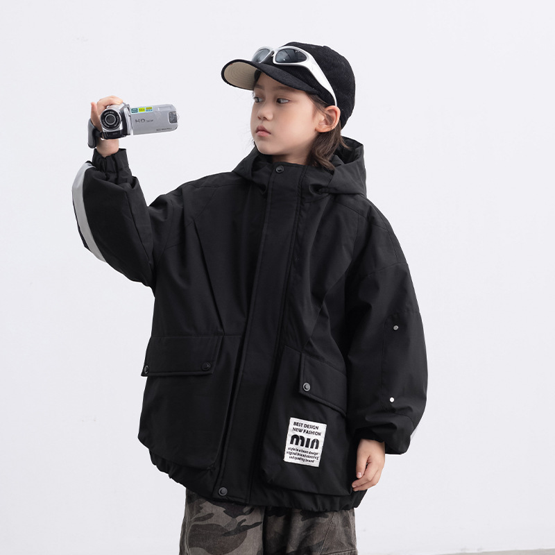 男大童秋冬季潮夹棉加厚冲锋衣新款中大儿童男孩冬装时髦外套,童装外套,摩比熊 男大童秋冬季潮夹棉加厚冲锋衣新款中大儿童男孩冬装时髦外套,童装外套,摩比熊