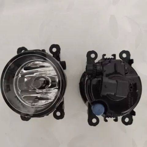 铃福特领界新世代全顺Pro雾灯