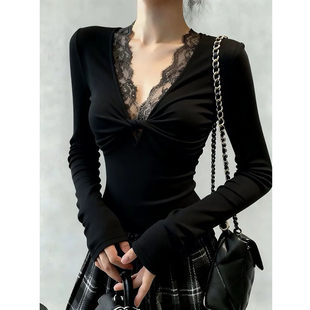 收腰显瘦内搭上衣 女秋冬2025新款 法式 辣妹蕾丝拼接黑色v领打底衫