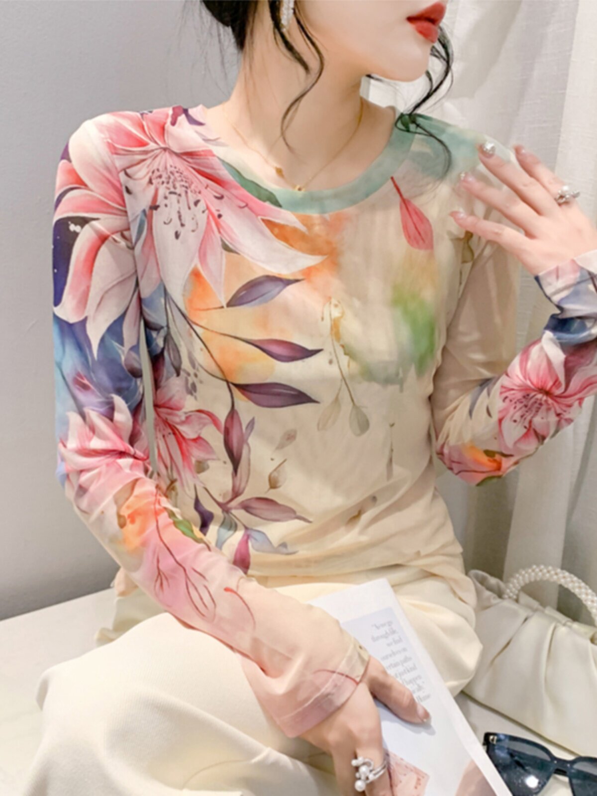 春秋2024新款T恤女网纱印花时尚气质内塔上衣女修身显瘦长袖小衫